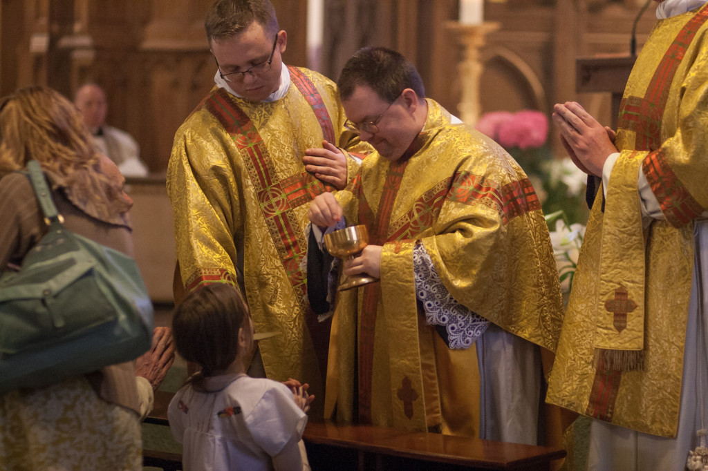 CAS Mass communion